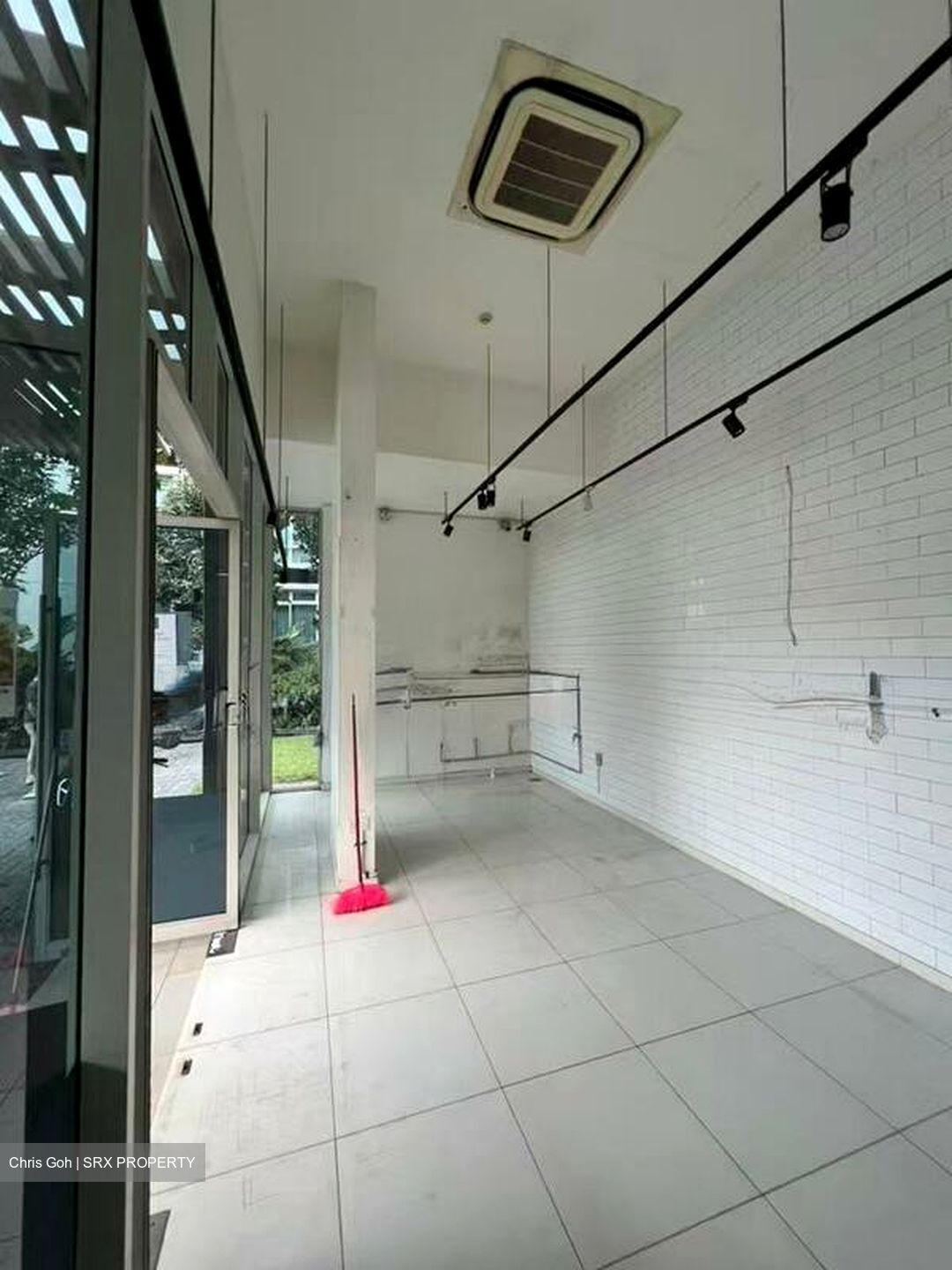 Whitehaven (D5), Retail #506201961